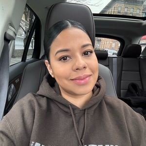 Meet your Posher, Marisol